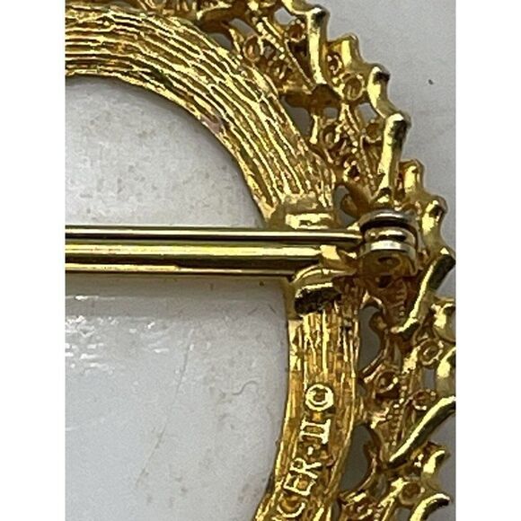 Vintage Signed Tancer II Christmas Brooch Angel Oval - Picture 6 of 7